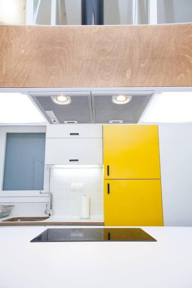 Fully Renovated, Modern Beauty In Central Athens! Екстер'єр фото