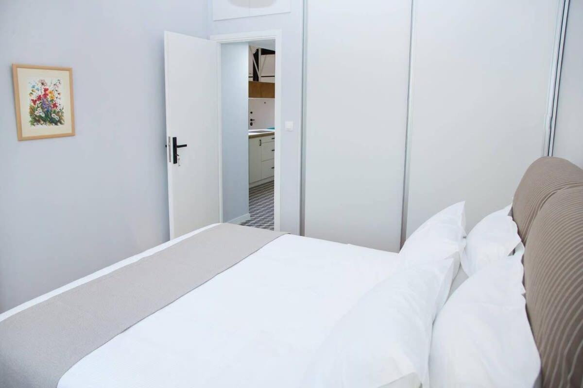 Fully Renovated, Modern Beauty In Central Athens! Екстер'єр фото